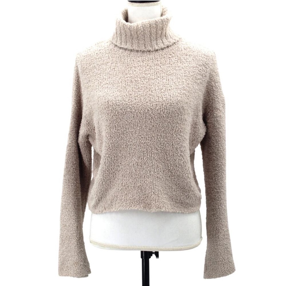 Urban Outfitters Fuzzy Cropped Turtleneck Sweater Size xs